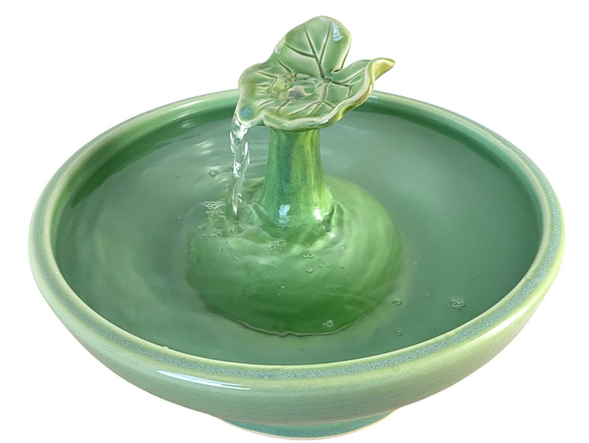 Waterlily Leaf I Cat Fountain (11 Cup)