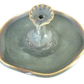 Fluted Flower Enhanced Style Cat Water Fountain  (7 Cup)