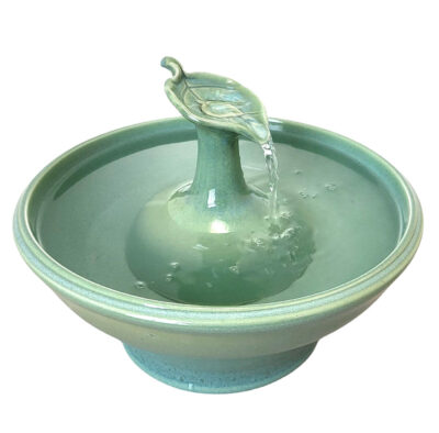 Caribbean Leaf Enhanced Style Cat Water Fountain  (10 Cup)