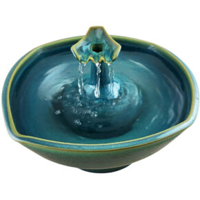 Fluted Delta Enhanced Style Cat Water Fountain (13 Cup)