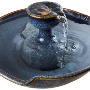 Sea Piazza Original Style Cat Drinking Fountain (11 Cup)