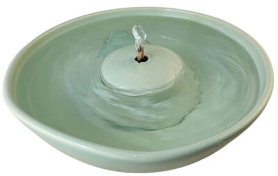 Spring Original Style  Cat Drinking Fountain (12 Cup)