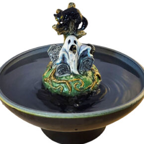 The Haunting Enhanced Style Cat Drinking Fountain (11 Cup)