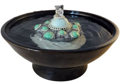 Flying Saucer Enhanced Style Cat Drinking Fountain (11 Cup)