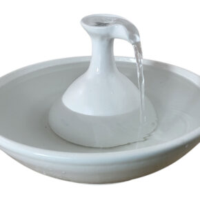 Turretel Original Style Cat Drinking Fountain  (8 Cup)