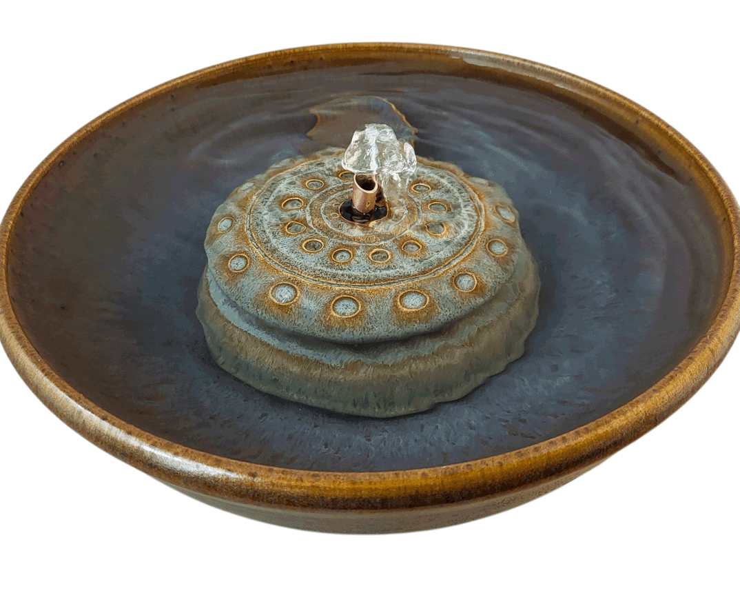 Circle Dome Original Style  Cat Drinking Fountain (9 Cup)