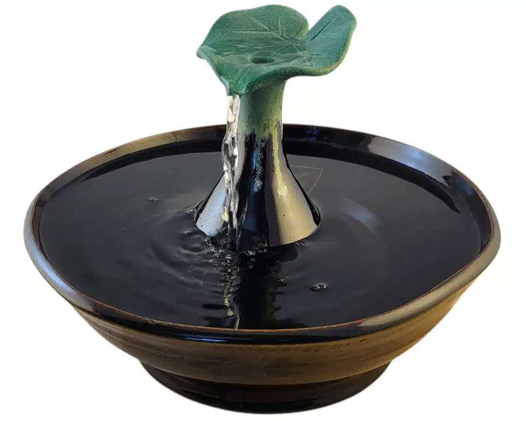 Waterlily Leaf II Original Style Cat Fountain (9 Cup)