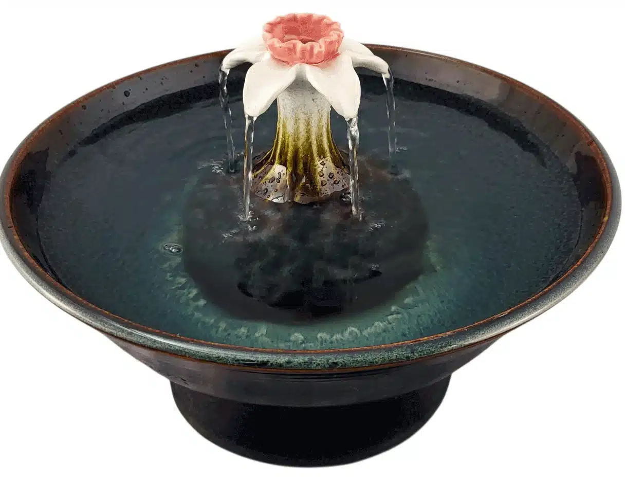 Daffodil Enhanced Style Cat Drinking Fountain (10 Cup)