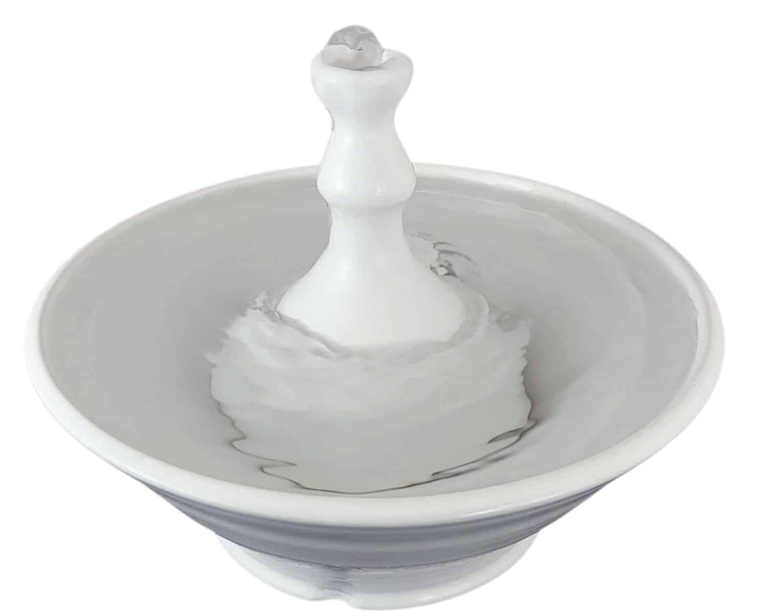 Candlestick Geyser Original Style  Ceramic Cat Fountain (8 Cup)