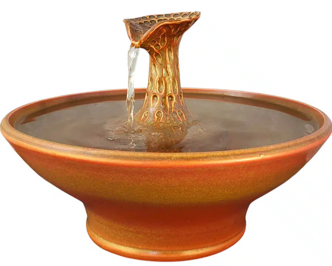 Forged Flower Enhanced Style Cat Drinking Fountain (11 Cup)